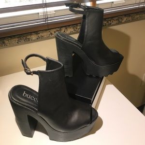 Black Leather Chunky Heel from Bucco